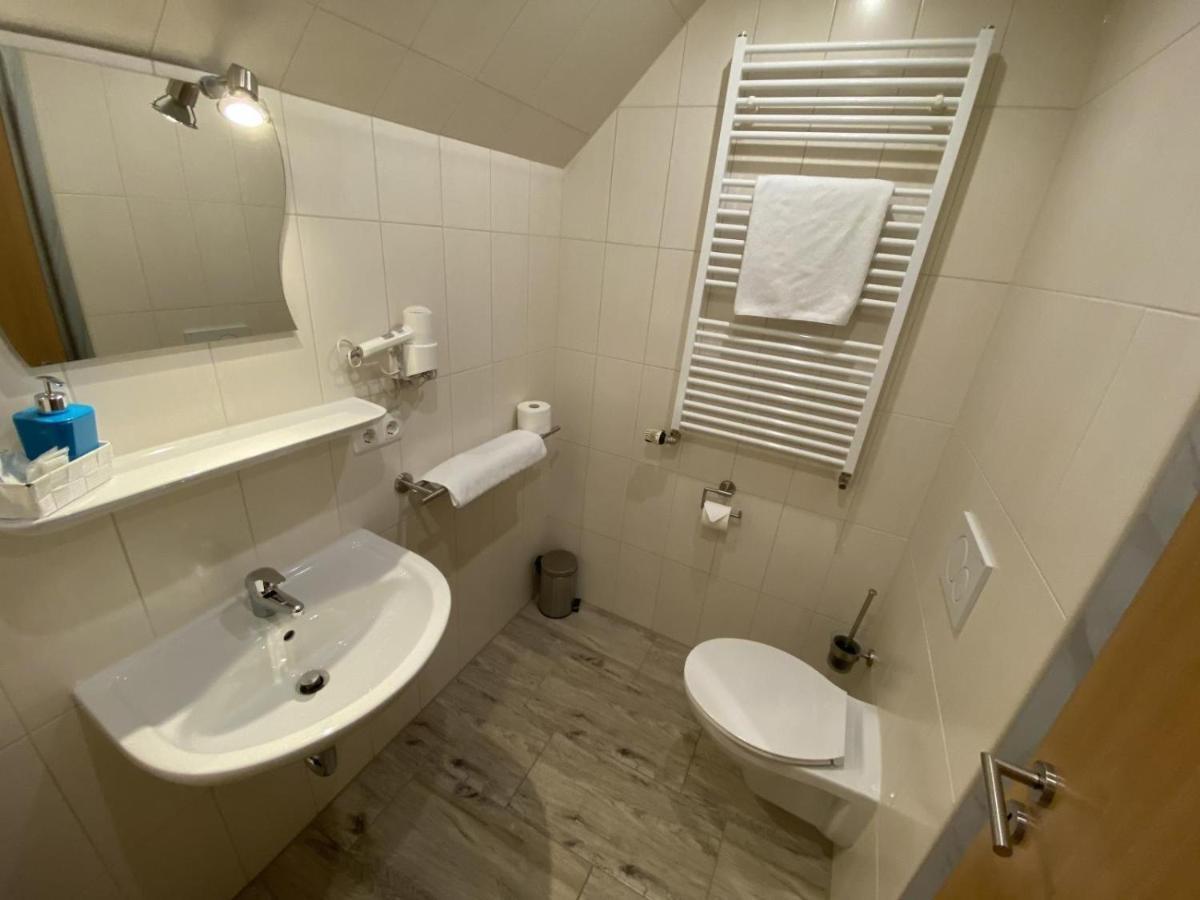 Hotel Wilder Mann Feuchtwangen Esterno foto