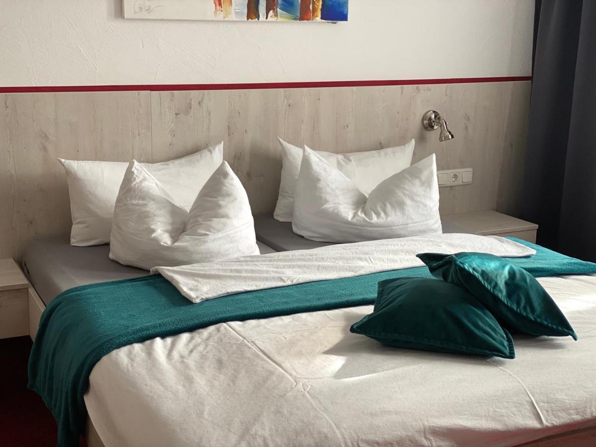 Hotel Wilder Mann Feuchtwangen Esterno foto